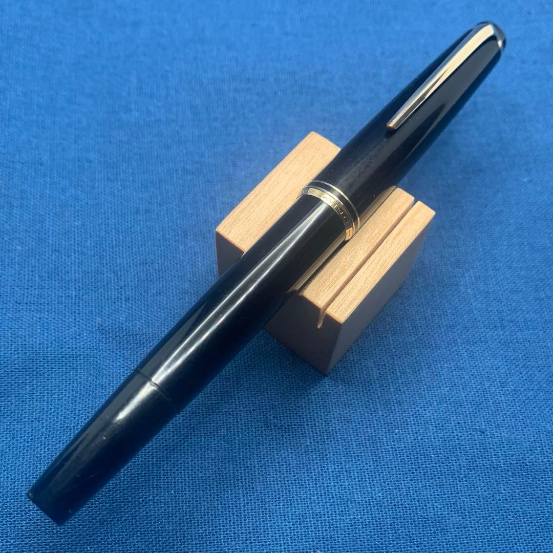 モンブラン　No.22 万年筆　14C F（細字） 2桁シリーズ