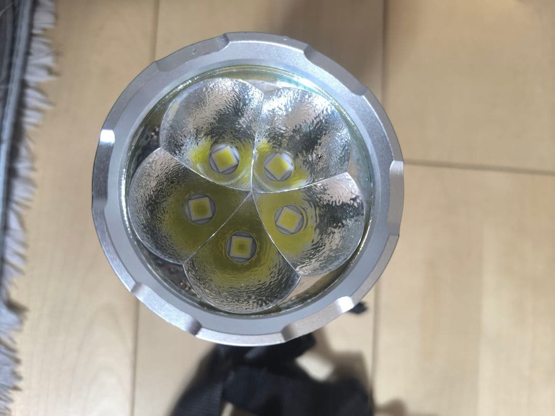 HAIKELITE HT50pro LEDライトIPX7 30000ルーメン中古