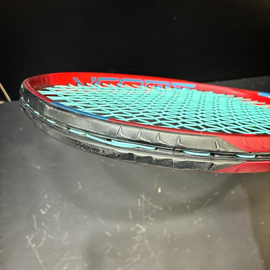 YONEX VCORE 100 ヨネックス　ブイコア　硬式テニスラケット