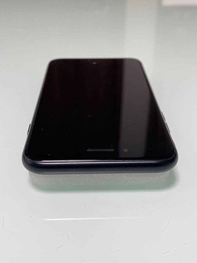 iPhone SE 第3世代 64GB ミッドナイト バッテリー100%