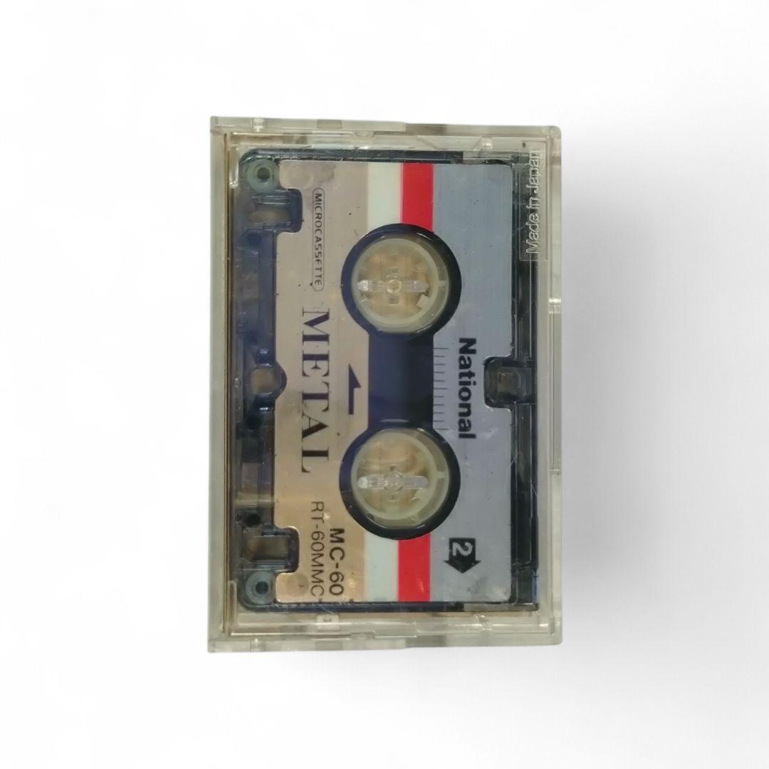 d*9様 AIWA マイクロカセットレコーダー 　 CS-M1 ラジオ・カセット