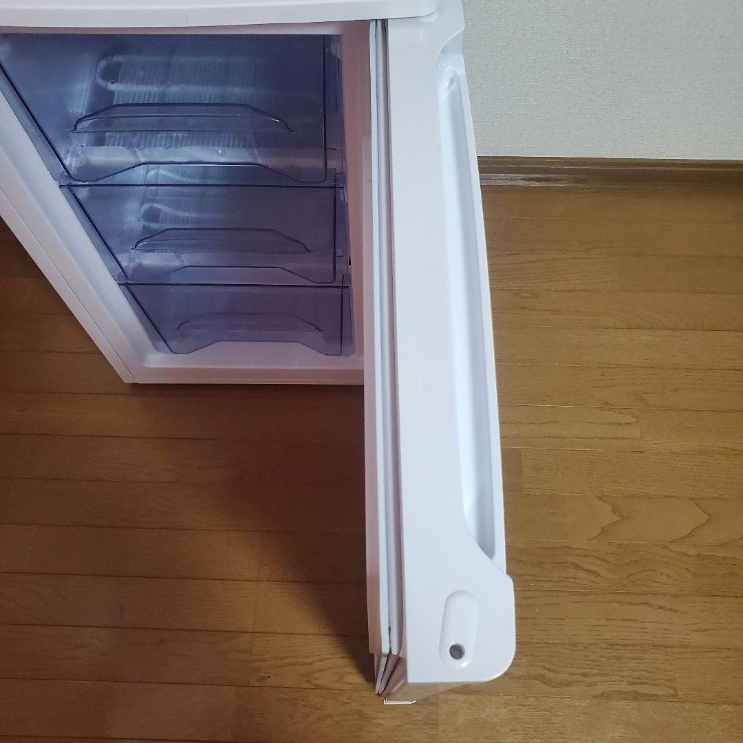 【送料込み】アイリスオーヤマ　冷凍庫　IUSD-6B-W 2021年製　60L