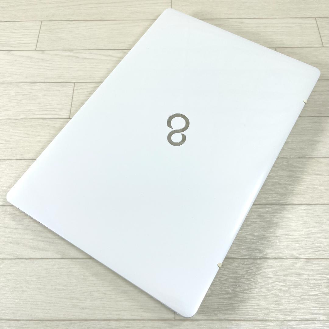 富士通 i7 新品SSD512 メモリ8GB Windows11 ノートパソコン