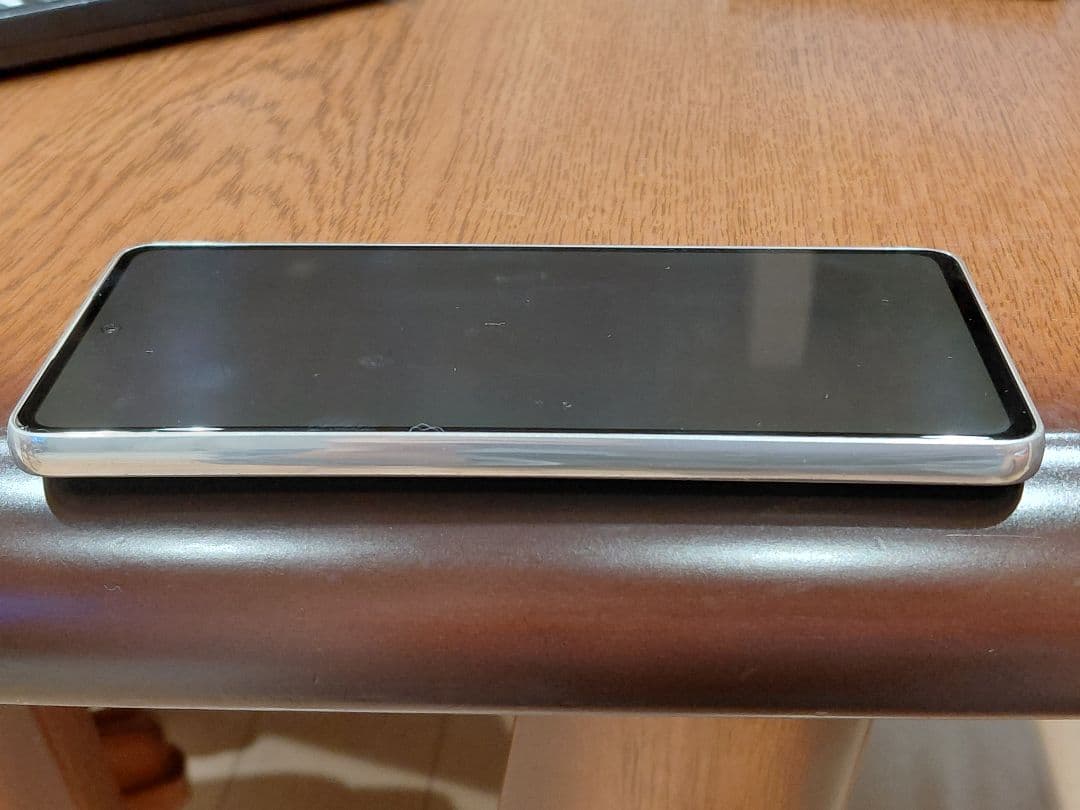 Galaxy SCG15 ホワイト 4カメラ