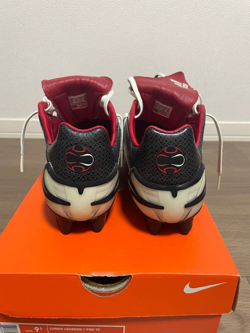 adidas プレデターアブソリュートHG 27.5cm