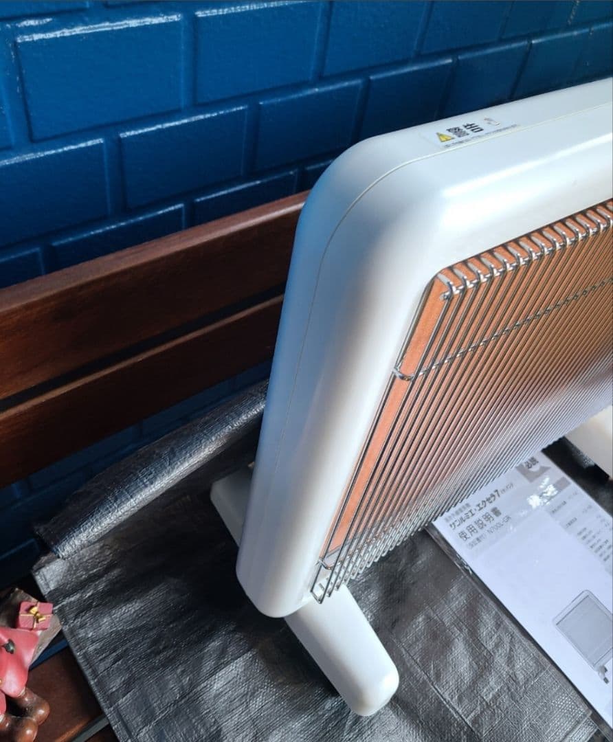 7④ 日本遠赤外線 サンルミエ N700L-GR エクセラ7 パネルヒーター