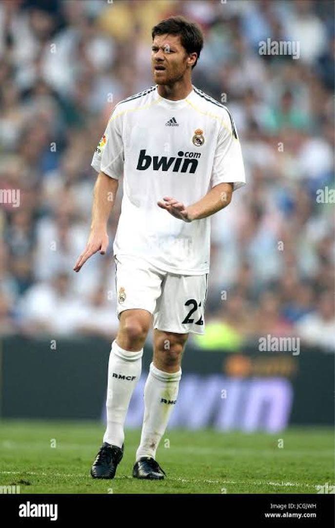 09-10 レアル・マドリード シャビ・アロンソ 直筆サイン入り M