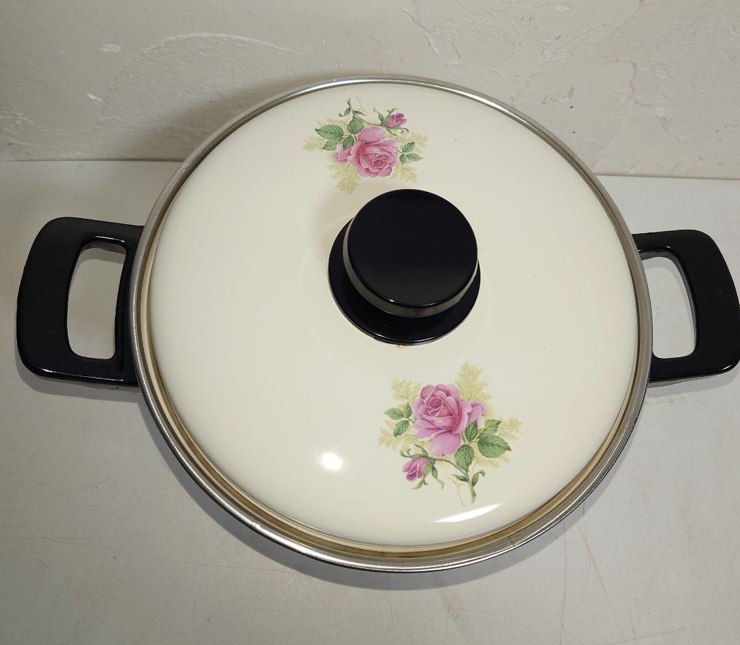 【4点セット】ホーロー鍋 薔薇、野菜、花柄 昭和レトロ 煮るシチュー カレー