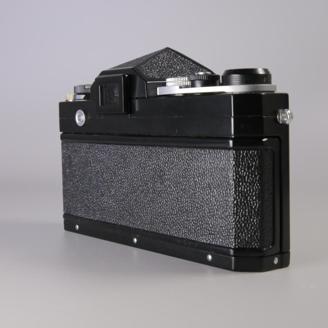 ☆美品☆完全動作　ニコンFブラック　アイレベル　レザーケース＃186