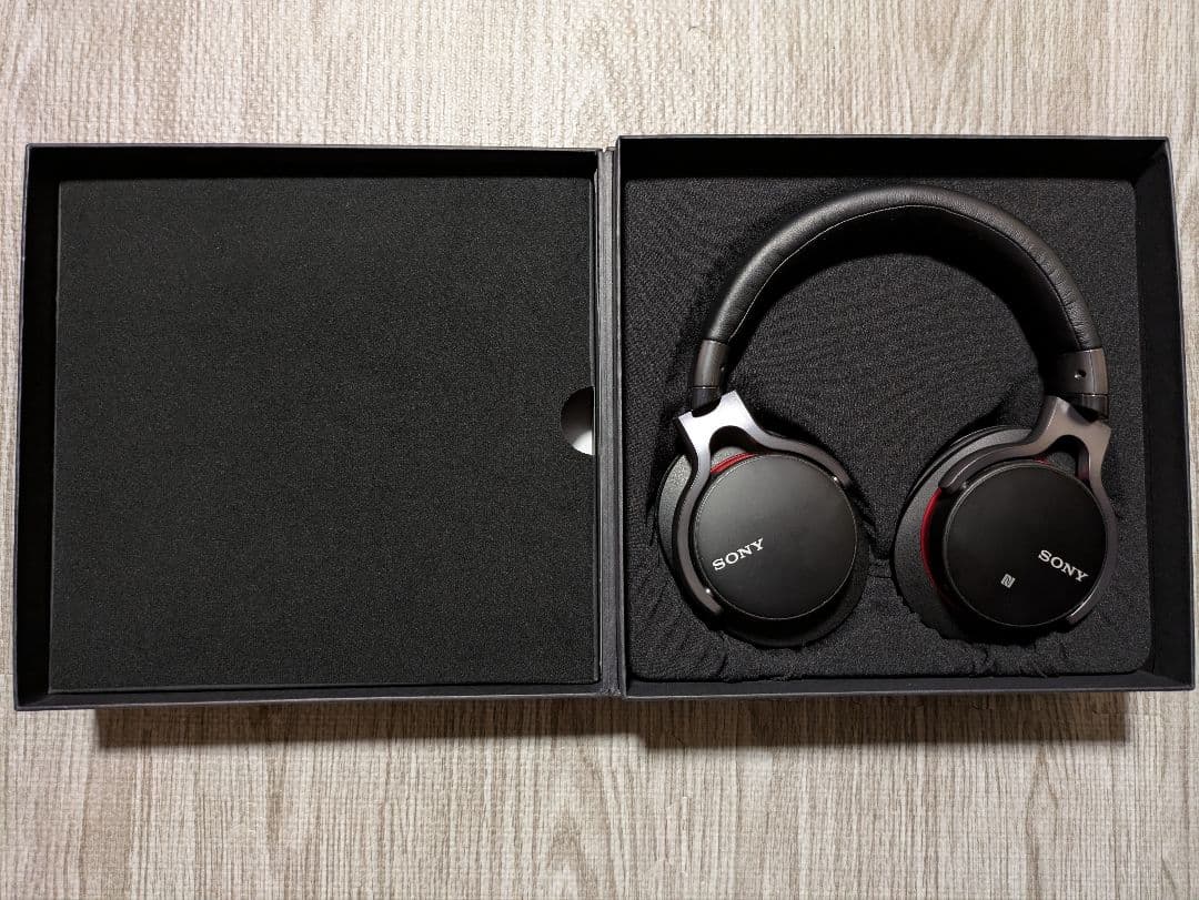 SONY ワイヤレスヘッドホン MDR-1A BT