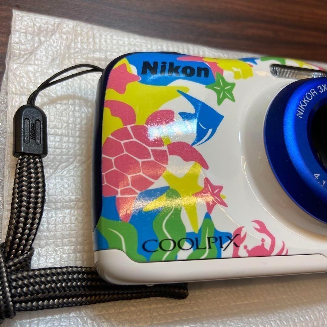 Nikon coolpix W100 デジカメ 2717