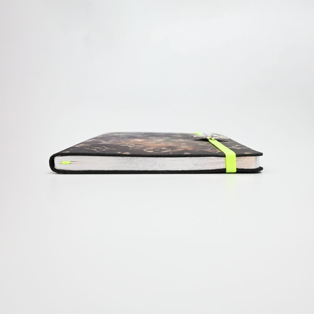 ■ 44961★ルイヴィトン カイエギュスターヴ MMノート モノグラム　手帳