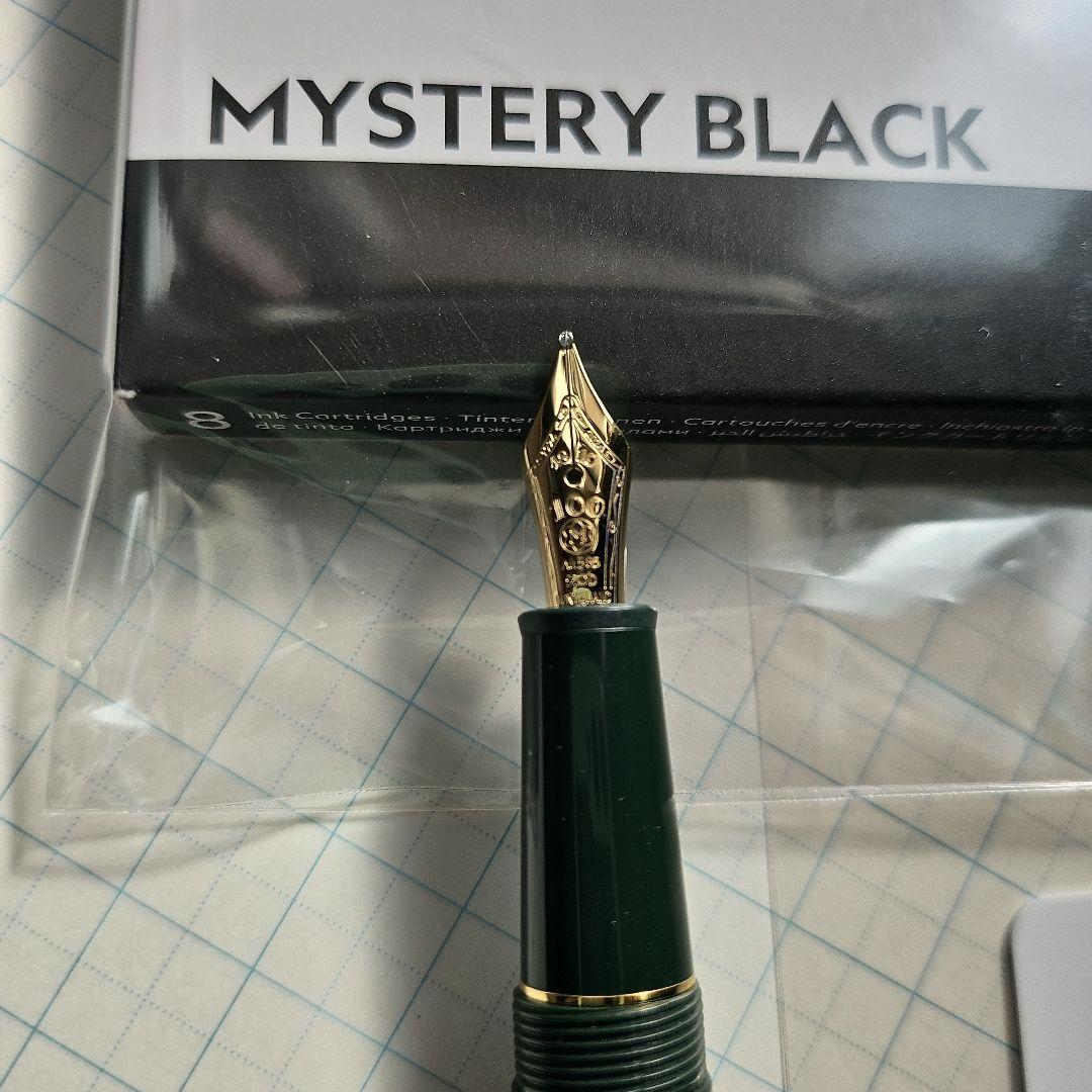 モンブラン万年筆１００周年　マイスターシュティク１４５　ペンケースも１００周年