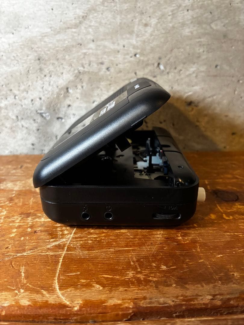 FINDME RECORDS ポータブルカセットプレーヤー「PLAYME」