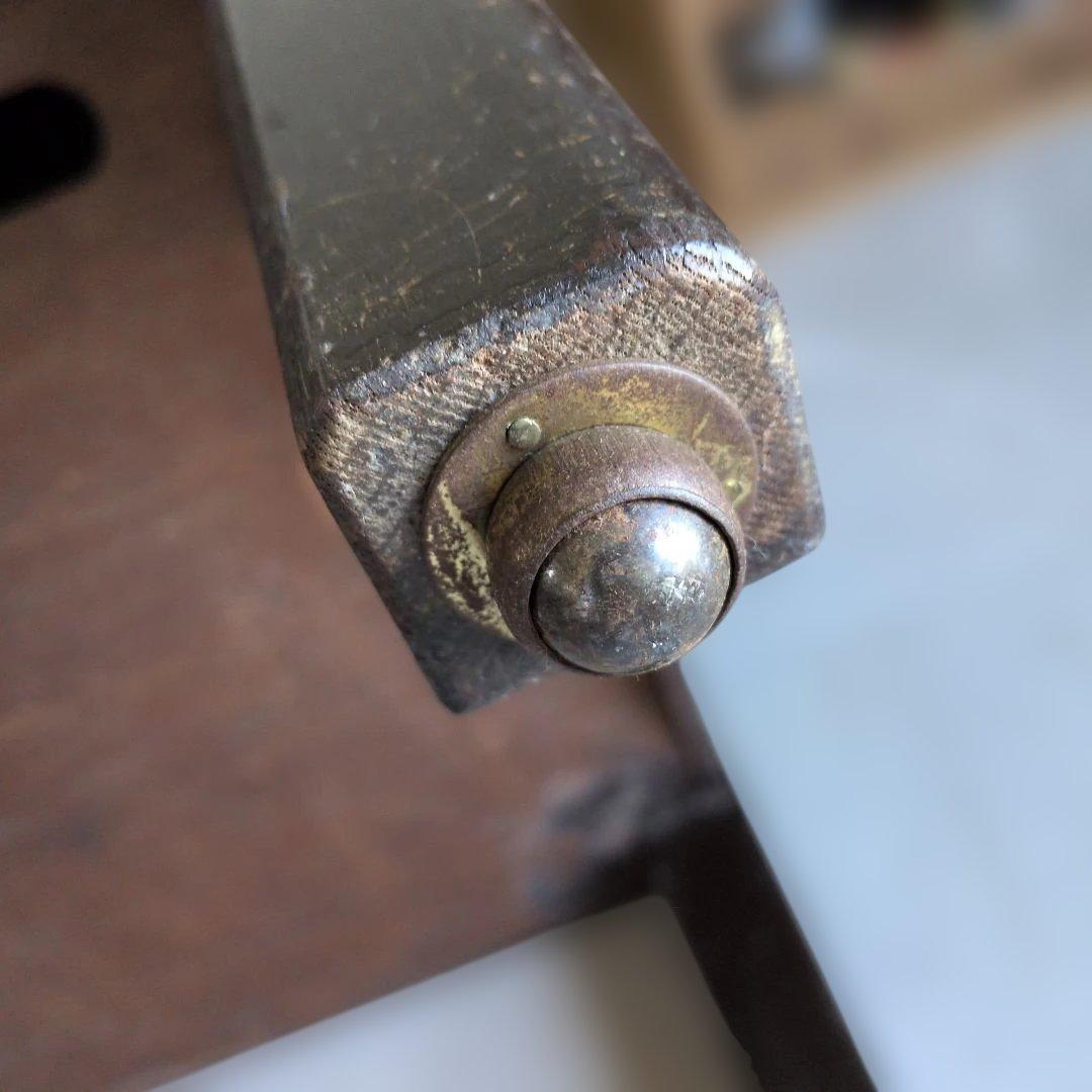 ブロカントビィンテージ　イギリスダークブラウン サイドテーブル No.6