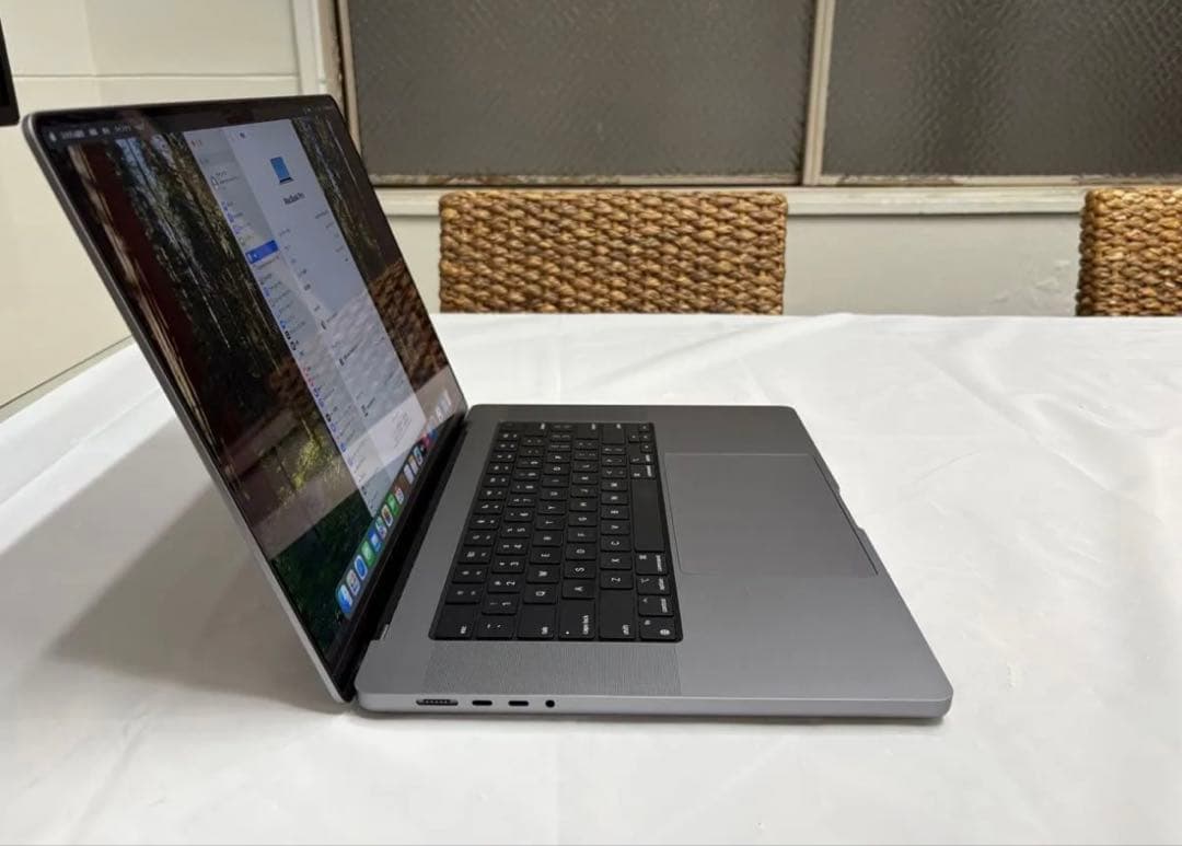 MacBookPro 16インチ M1Pro 16GB SSD512GB