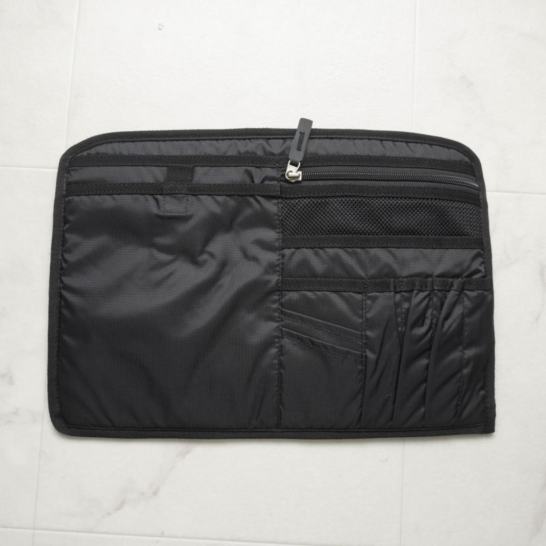 Henty ガーメントバッグ ナイロン カーキグレー@JH27