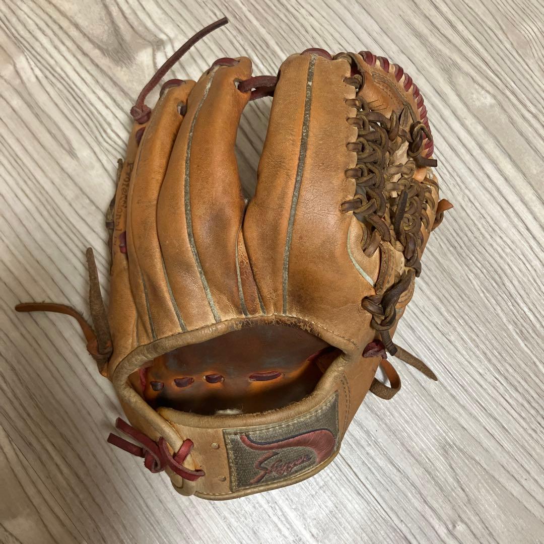 スラッガー　軟式グローブ　内野手用