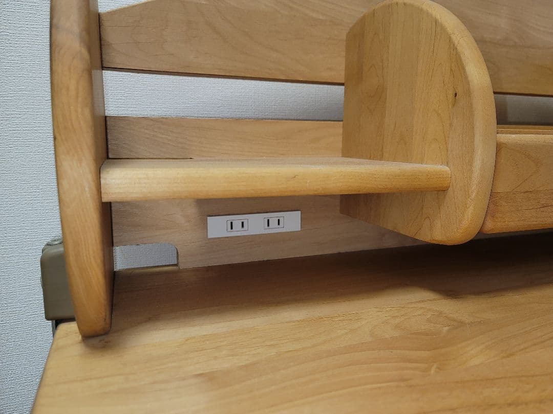 大幅値引き！堀田木工所の 木製学習机と椅子セット早いもん勝ち！