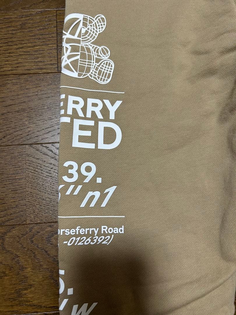 美品★バーバリー★スウェットパンツ8Y