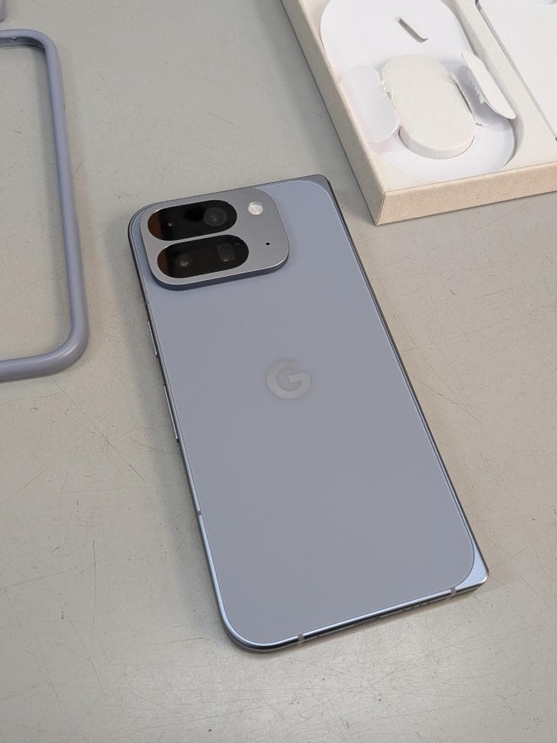 Google Pixel 10 Pro Fold 512GB 本体 ケース付き
