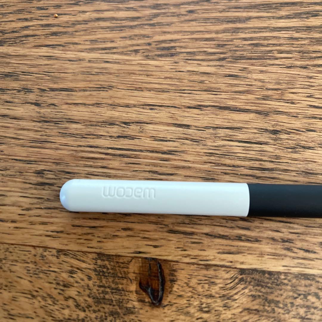 Wacom one 液晶ペンタブレット