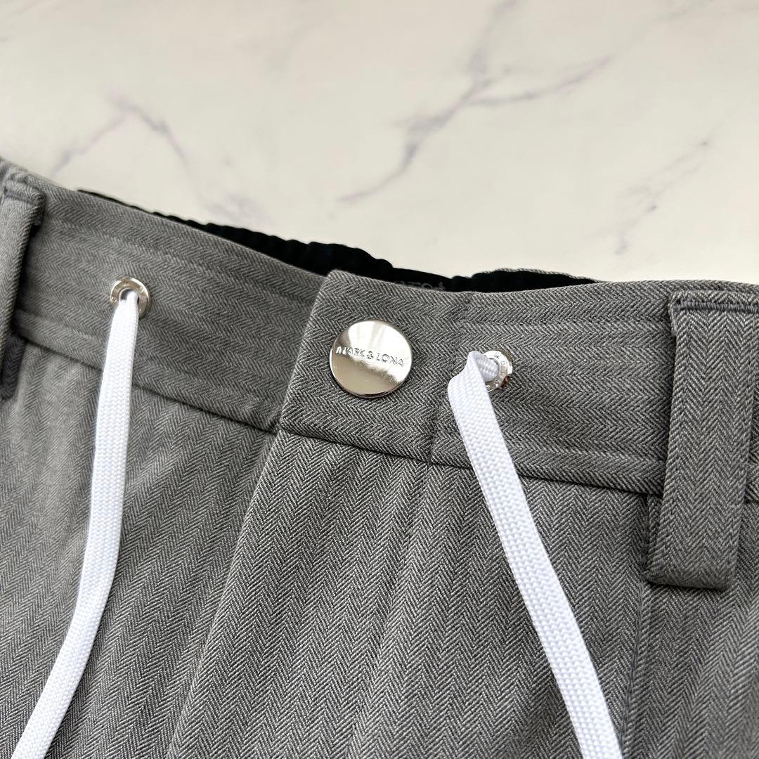 極美品 マークアンドロナ 2023年 ゴルフパンツ ラバーロゴ 裏起毛 グレー