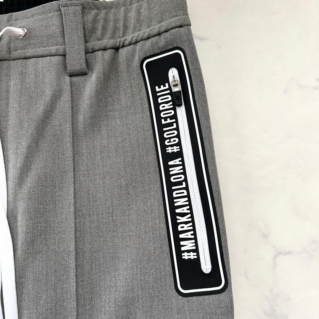 極美品 マークアンドロナ 2023年 ゴルフパンツ ラバーロゴ 裏起毛 グレー