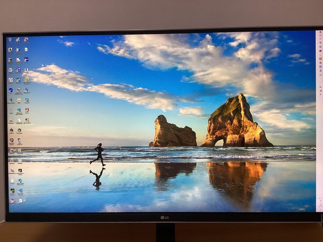 LG 4Kディスプレイ27UD68-P