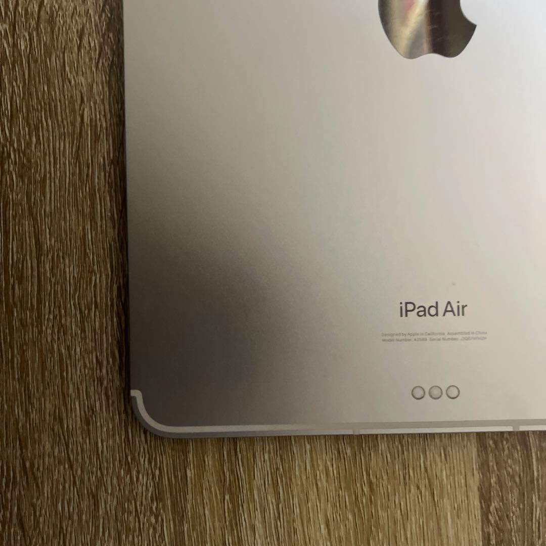 iPad Air 第5世代　11インチ　256GB シルバー 本体