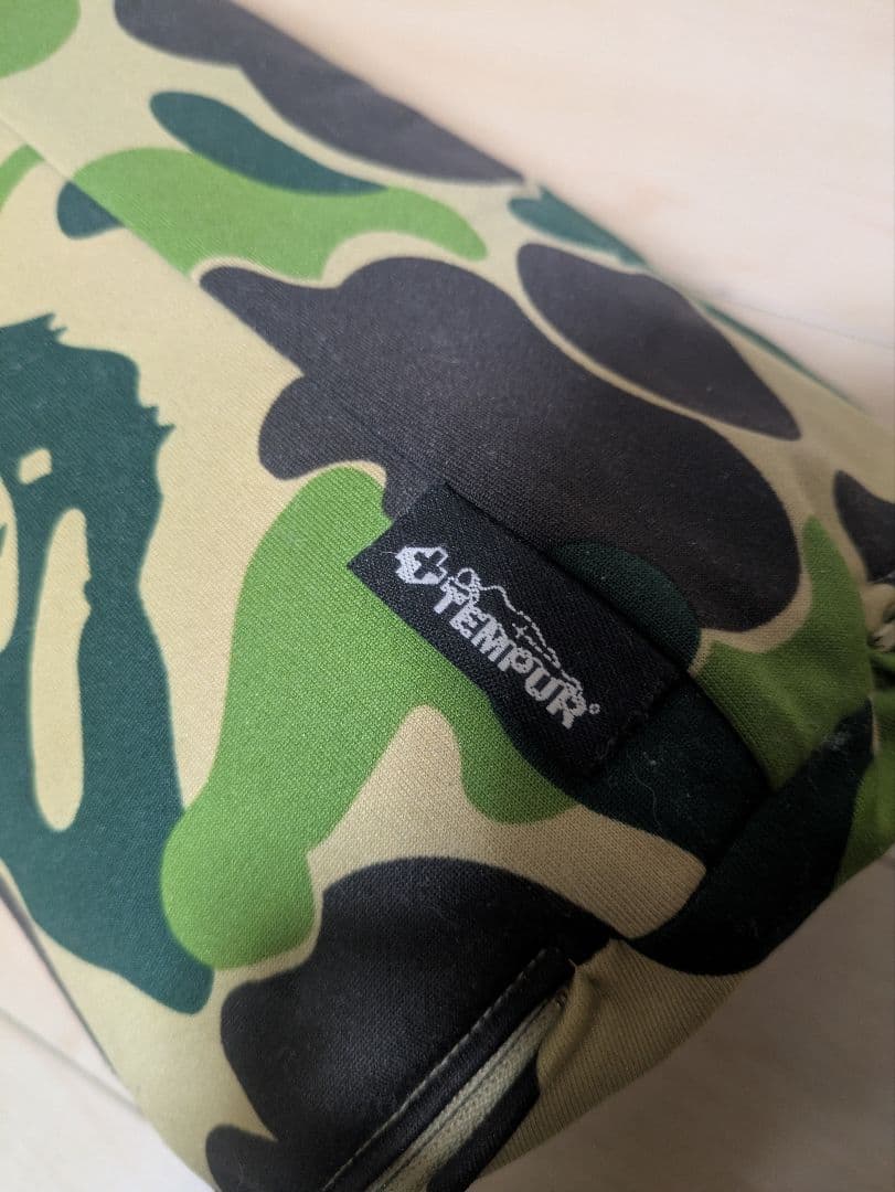 【A BATHING APE】迷彩柄 ロングクッション