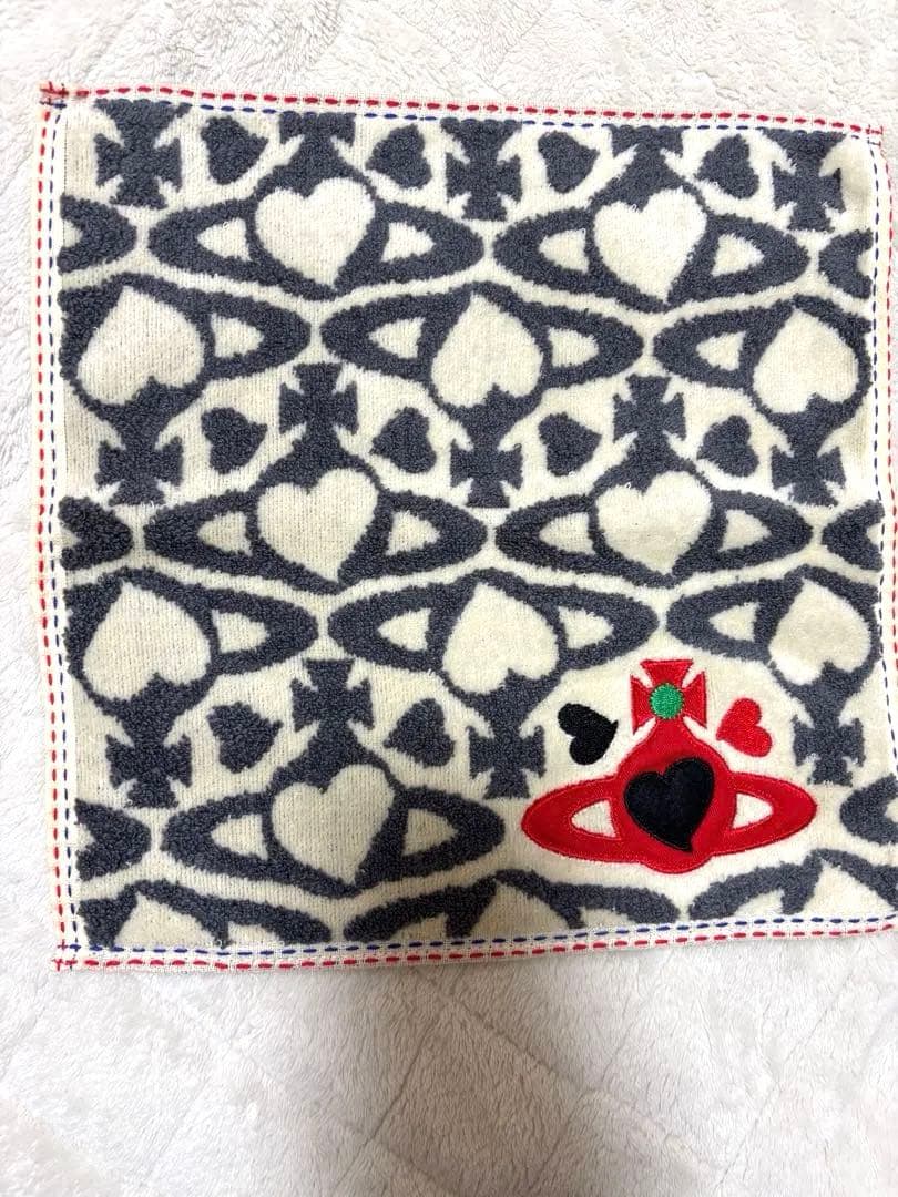 ヴィヴィアンウエストウッド　新品未使用タグなしハンカチ 8セット