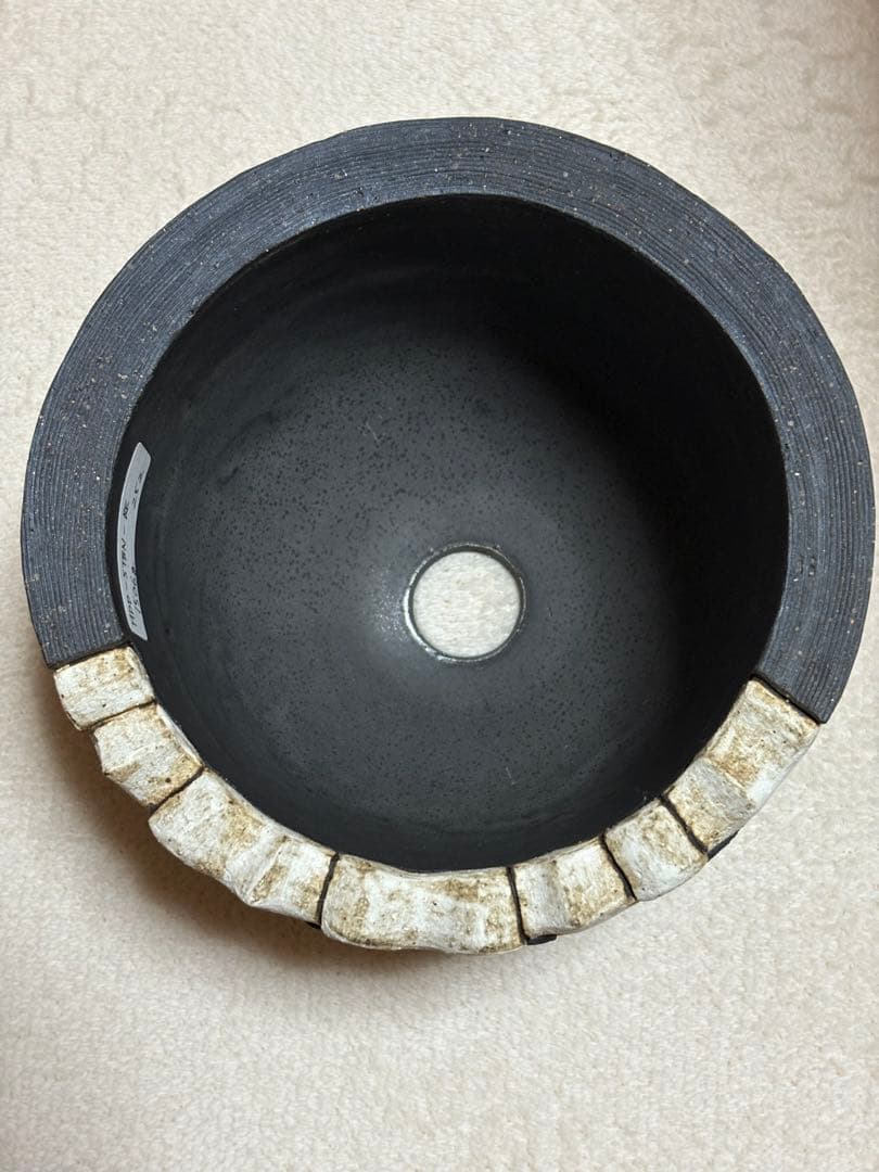 鉢・プランター invisibleink SCATTERED BONES BITE