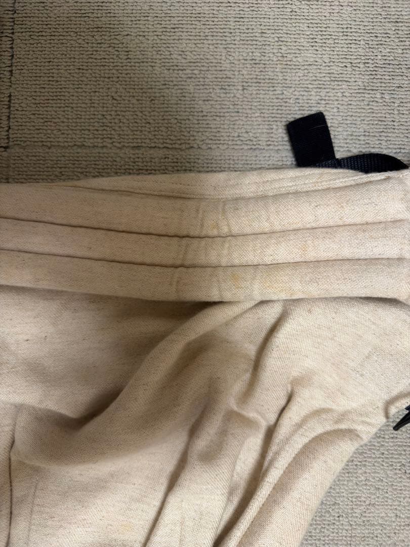 Artipoppe アーティポッペ　抱っこ紐　クリーム色　コットン製