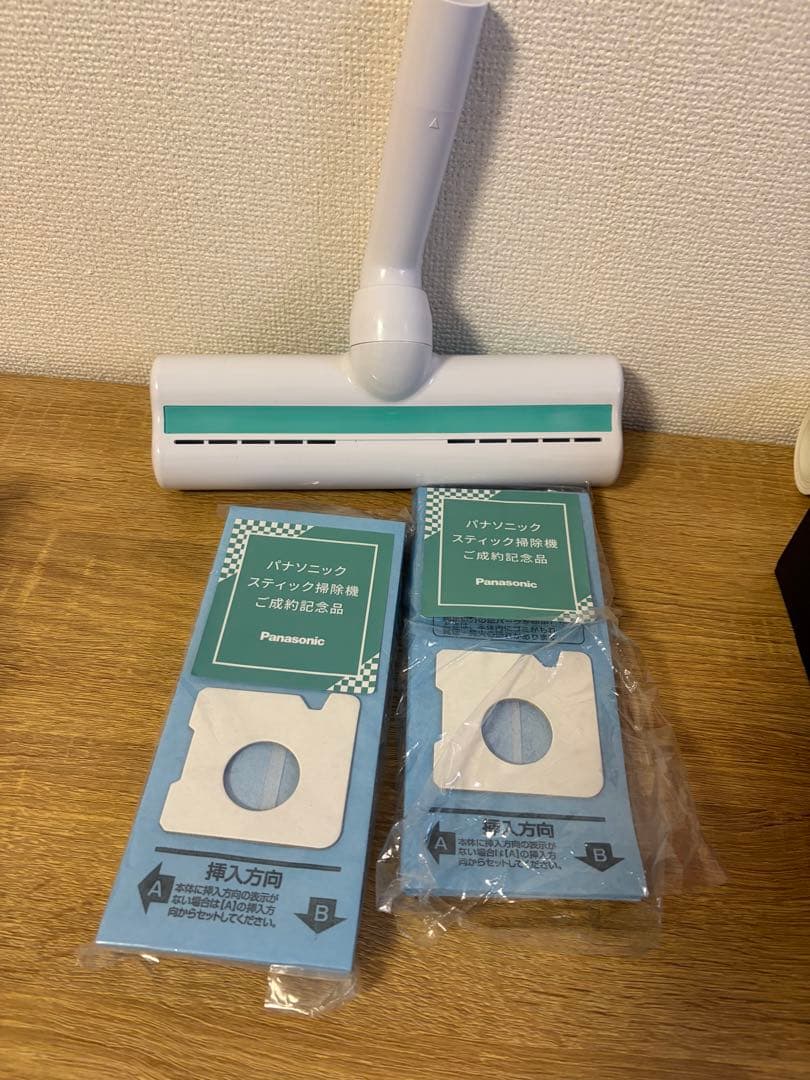 パナソニック スティッククリーナー MC-NX70K