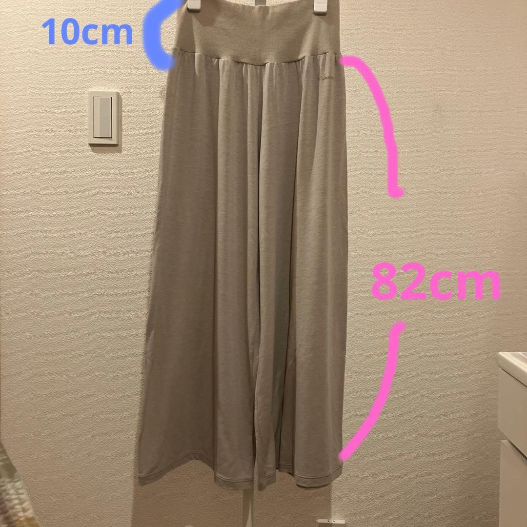 ベネクス　ガウチョパンツ　ベージュ