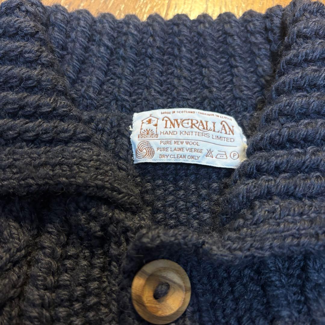 値下げ INVERALLAN グレーネイビー ケーブルニットセーター メンズML