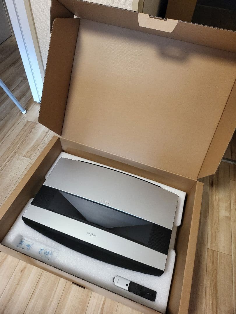 XGIMI AURA 超短焦点4Kホームプロジェクター XM03A xm03a