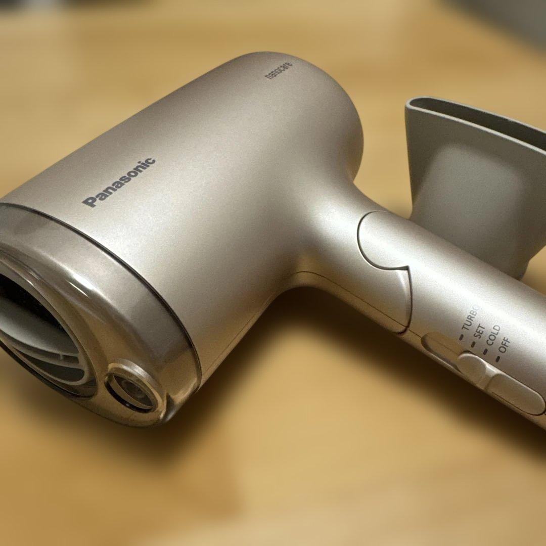 （ほぼ新品）25年末　Panasonic ドライヤーEH-NA7Myuka