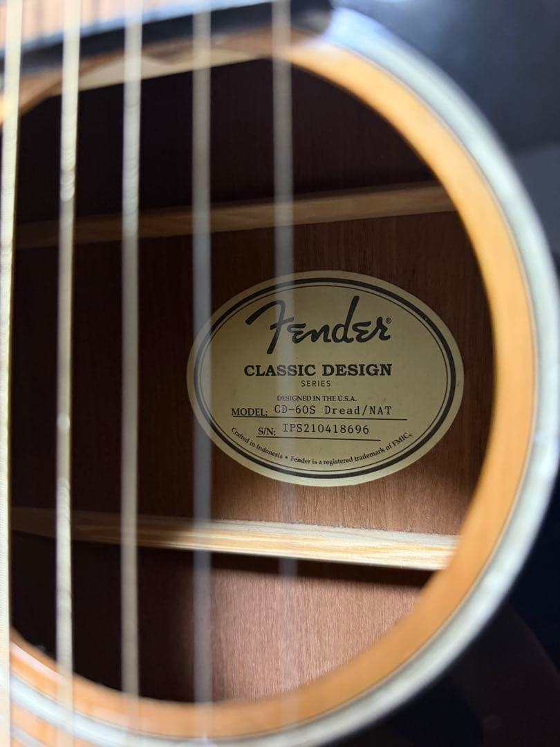 Fender CD-60s アコースティックギター ギターケース付き