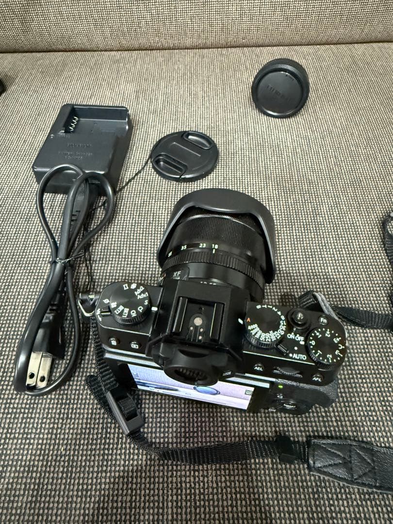 フジフィルム X-T20 レンズキット XF18-55mm 美品 ミラーレス