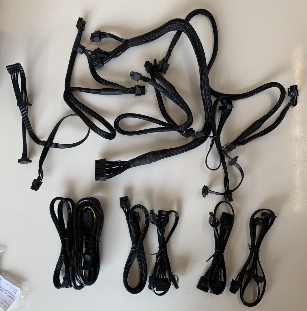 CORSAIR 電源ユニット RM850x 80PLUS/GOLD 箱付き