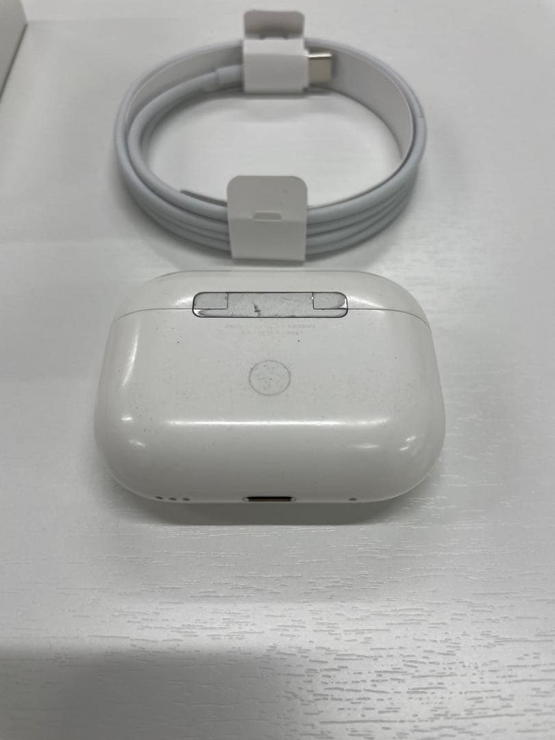 AirPods本体 ホワイト 充電ケース付き