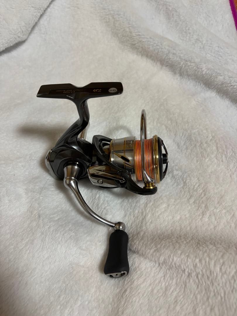 LUVIAS LT2500スピニングリール 美品