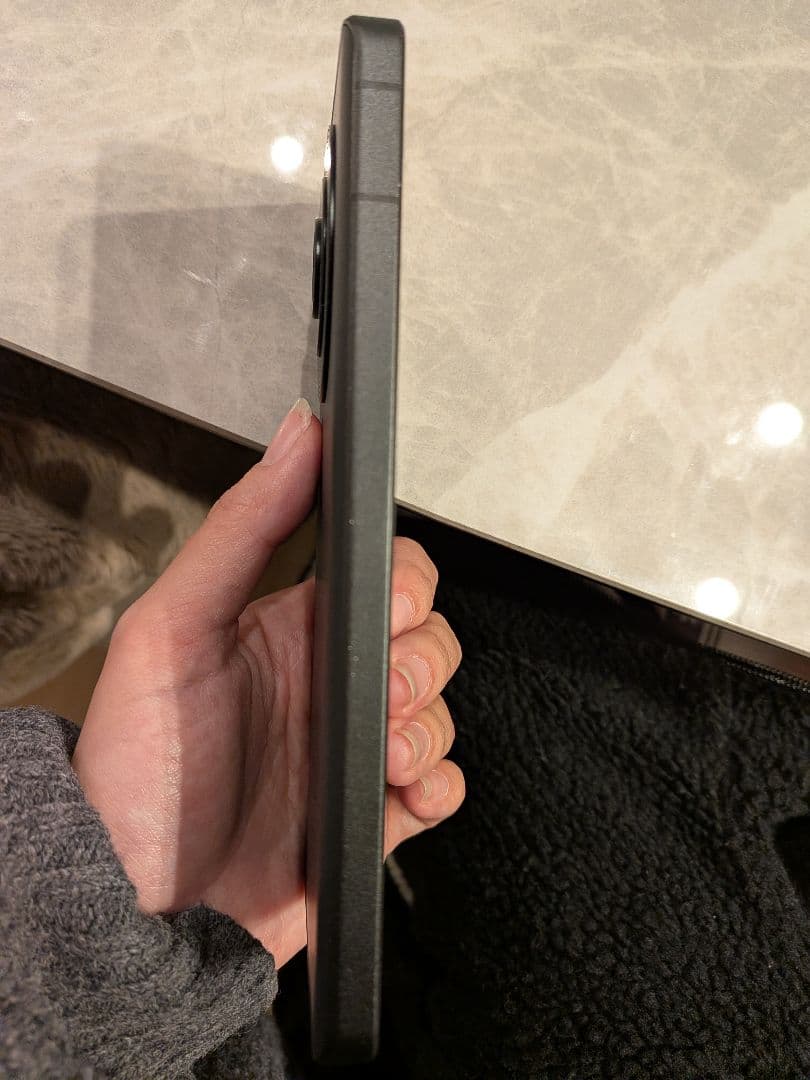 AQUOS R8 pro　A301SH スマートフォン 本体