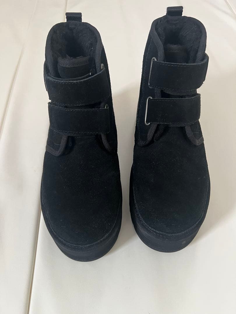 UGGオーストラリア Neumel Platform UGG ロゴ ブーツ