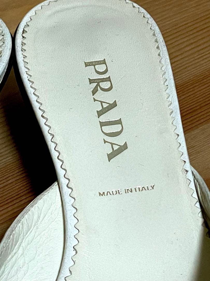 PRADA プラダ ミュール 白 ホワイト 35 22.5cm相当