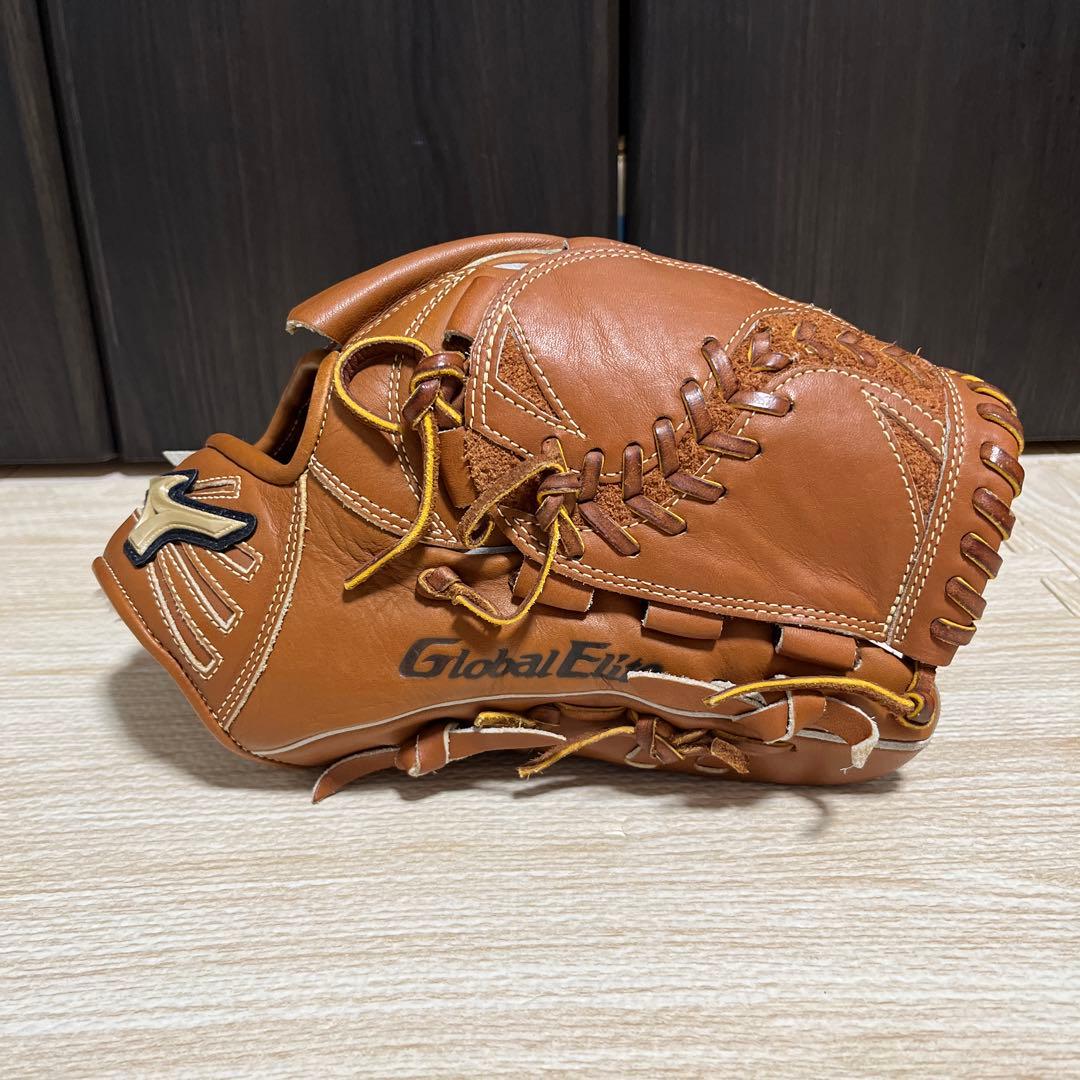 （美品）ミズノ 投手用　グラブ　GLOBAL ELITE QM LINE