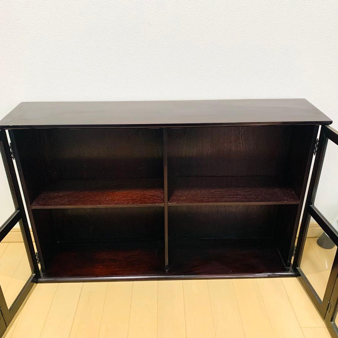 コレクションケース　木製　観音扉　インテリア　アンティーク　ヴィンテージ　飾り棚