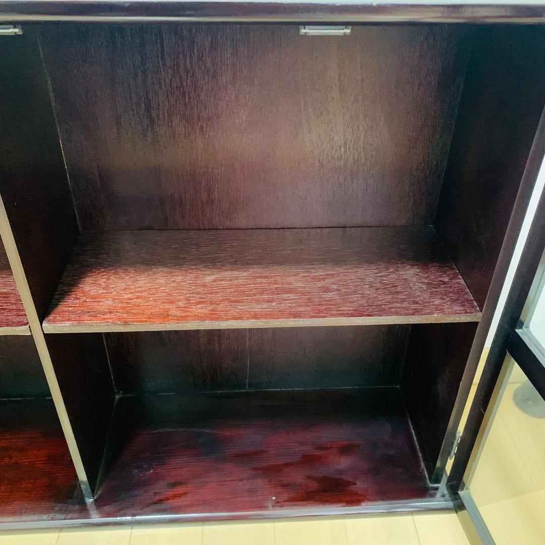 コレクションケース　木製　観音扉　インテリア　アンティーク　ヴィンテージ　飾り棚